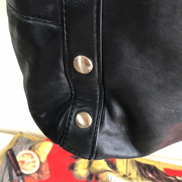 Michael Kors Large Shoulder tote Black soft leather Delancy bag Gold tone chains - Picture 4 of 16